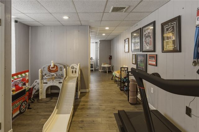 50 Briarwood Road, Cranston, RI 02920