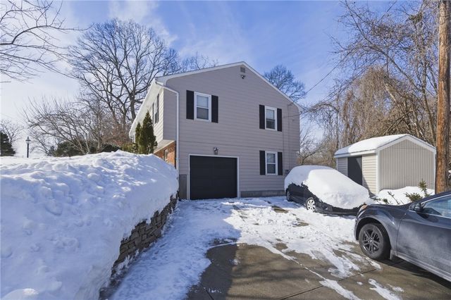 50 Briarwood Road, Cranston, RI 02920