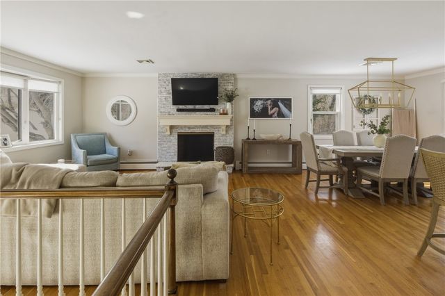 50 Briarwood Road, Cranston, RI 02920