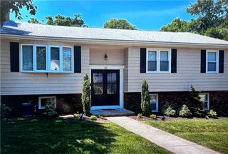 50 Briarwood Road, Cranston, RI 02920