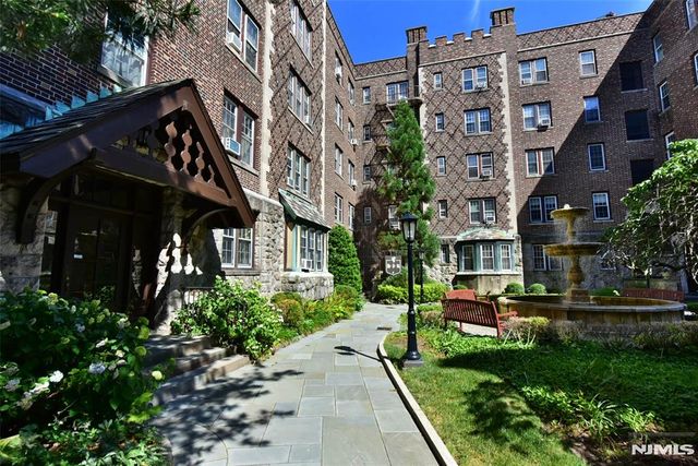 275 Engle Street H 1, Englewood, NJ 07631