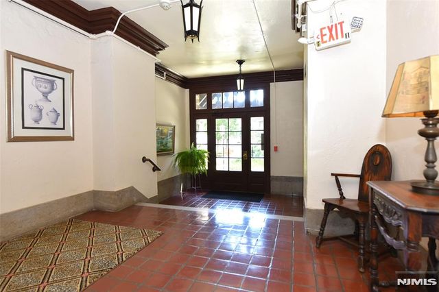 275 Engle Street H 1, Englewood, NJ 07631