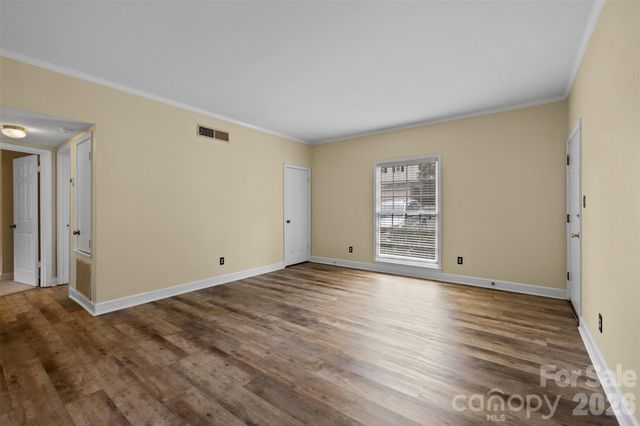 5925 Quail Hollow Road B, Charlotte, NC 28210