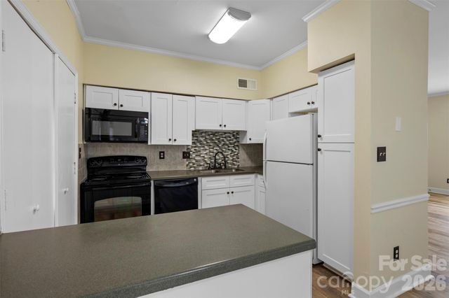 5925 Quail Hollow Road B, Charlotte, NC 28210