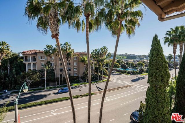 5935 Playa Vista Drive 407, Los Angeles, CA 90094