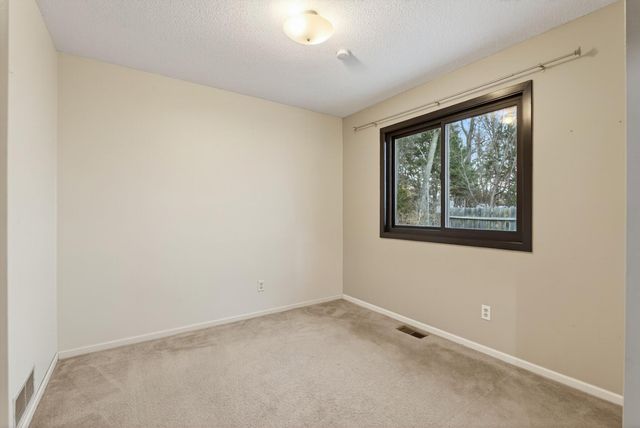 616 Jefferson Lane NW, Elk River, MN 55330