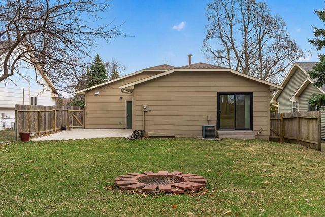 616 Jefferson Lane NW, Elk River, MN 55330