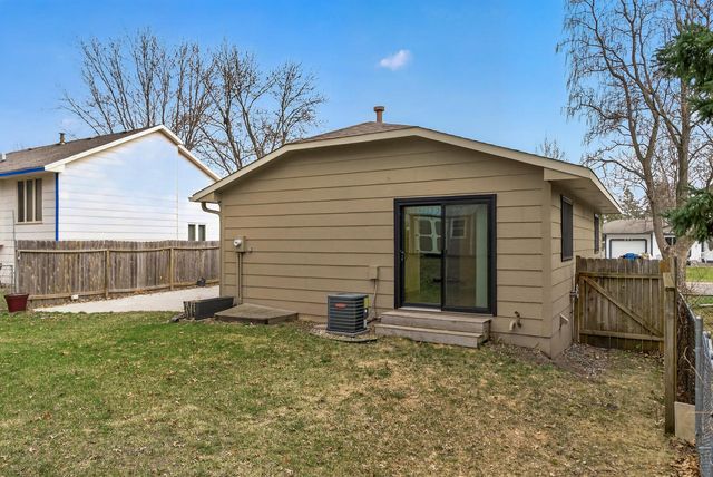 616 Jefferson Lane NW, Elk River, MN 55330