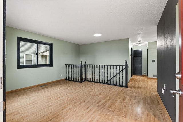 616 Jefferson Lane NW, Elk River, MN 55330