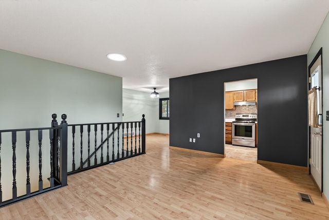 616 Jefferson Lane NW, Elk River, MN 55330