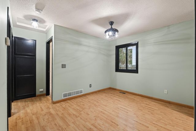 616 Jefferson Lane NW, Elk River, MN 55330