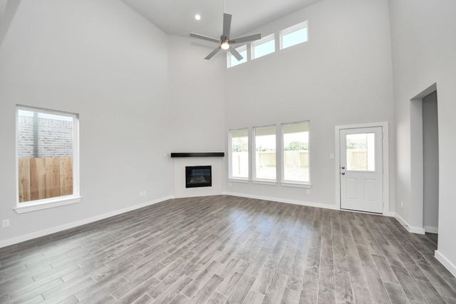 12038 Maple Oak Drive, Houston, TX 77066