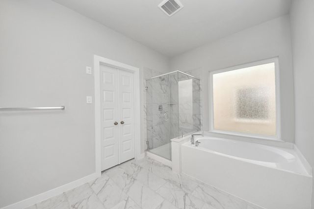 12038 Maple Oak Drive, Houston, TX 77066