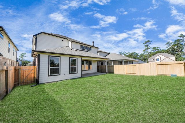 12038 Maple Oak Drive, Houston, TX 77066