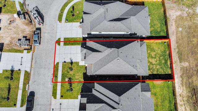 12038 Maple Oak Drive, Houston, TX 77066