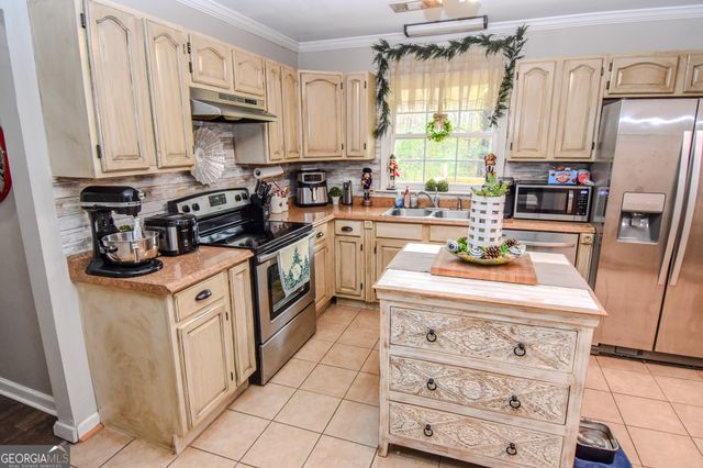 871 Lifsey Springs Road, Molena, GA 30258