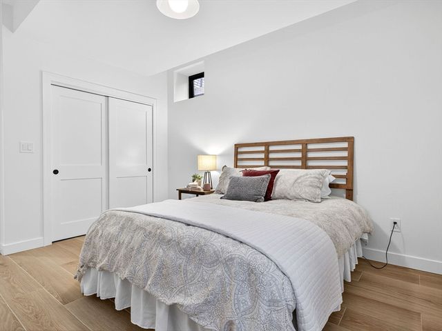 192 Washington Street A, Somerville, MA 02143