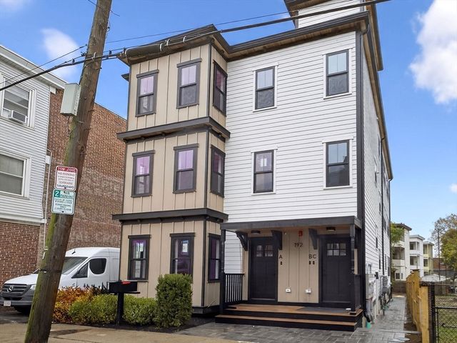 192 Washington Street A, Somerville, MA 02143