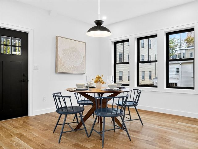 192 Washington Street A, Somerville, MA 02143