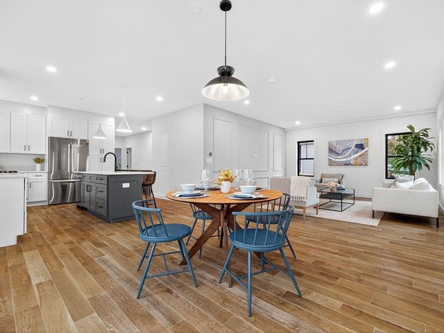 192 Washington Street A, Somerville, MA 02143