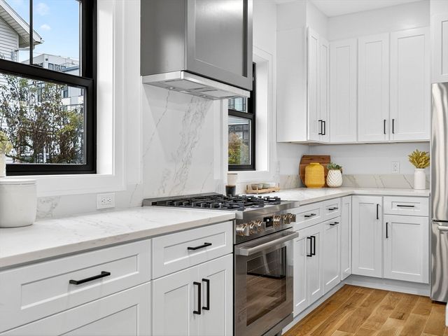 192 Washington Street A, Somerville, MA 02143