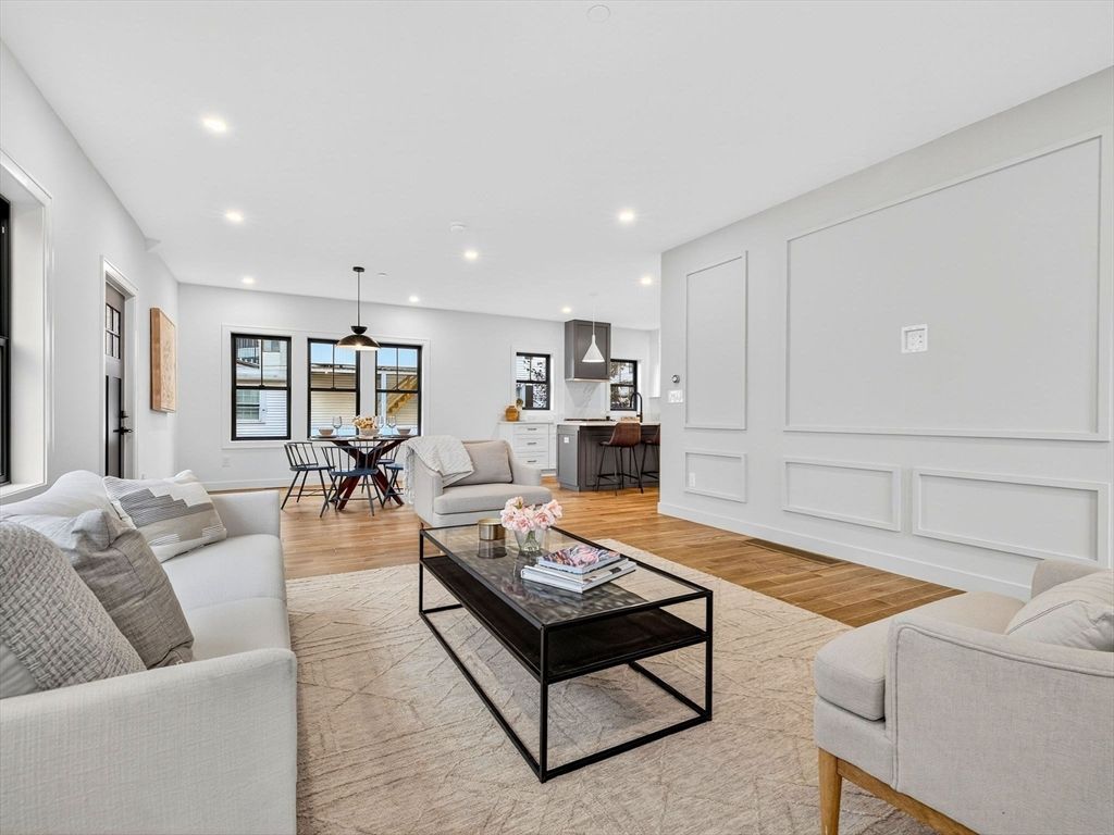 192 Washington Street A, Somerville, MA 02143
