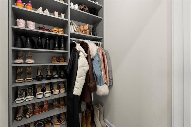 209 Phillips Lane, Alpharetta, GA 30009