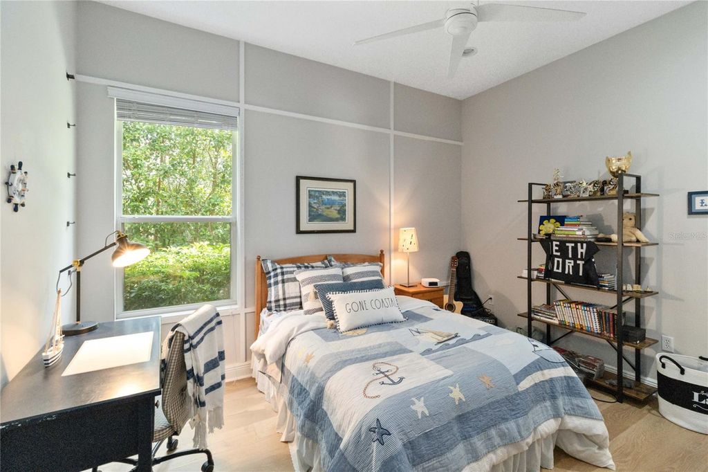 Image 19 of property listing at 8843 17TH AVENUE CIRCLE NW, Bradenton, FL 34209