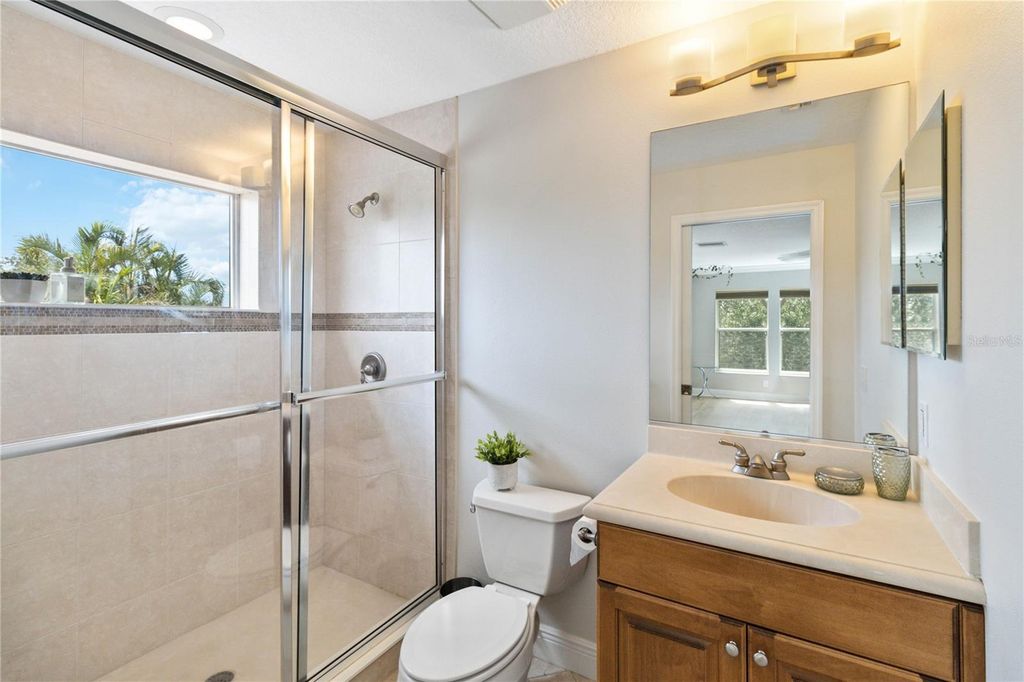 Image 23 of property listing at 8843 17TH AVENUE CIRCLE NW, Bradenton, FL 34209