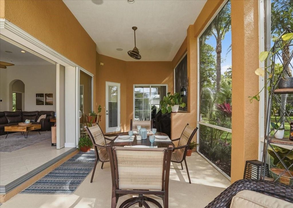 Image 26 of property listing at 8843 17TH AVENUE CIRCLE NW, Bradenton, FL 34209