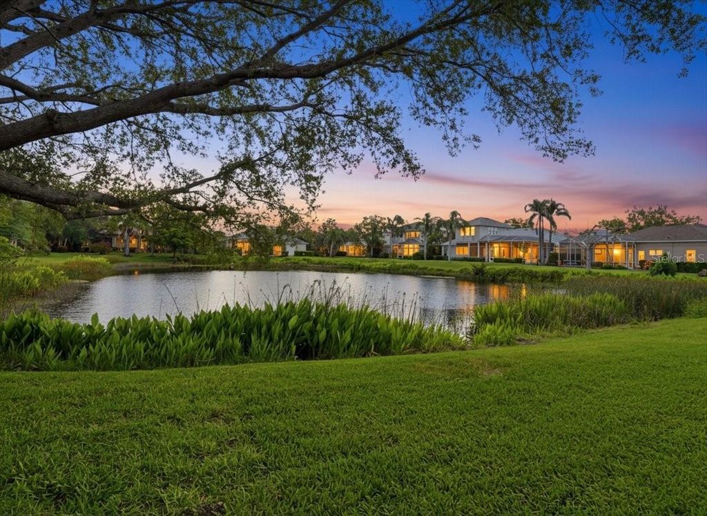 Image 29 of property listing at 8843 17TH AVENUE CIRCLE NW, Bradenton, FL 34209