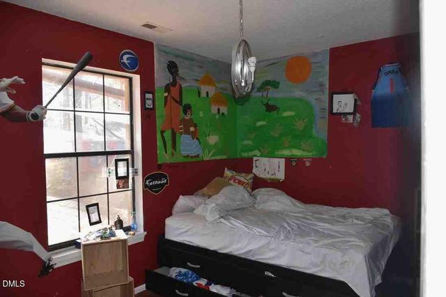 8 Shropshire Place, Durham, NC 27707