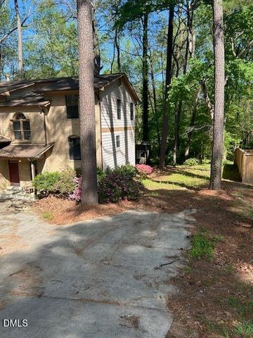 8 Shropshire Place, Durham, NC 27707