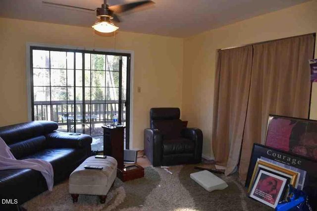 8 Shropshire Place, Durham, NC 27707