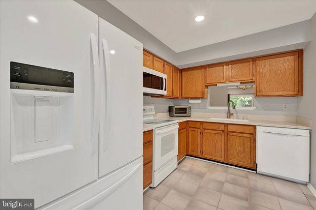 22 GREENSHIRE LN, Owings Mills, MD 21117