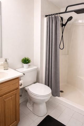 9024 W 140th Street 3B, Orland Park, IL 60462