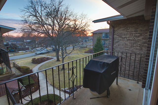 9024 W 140th Street 3B, Orland Park, IL 60462