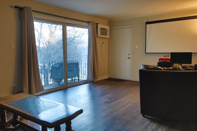 9024 W 140th Street 3B, Orland Park, IL 60462