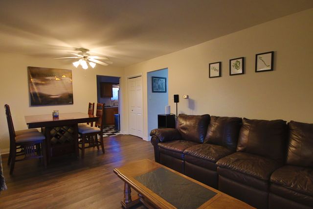 9024 W 140th Street 3B, Orland Park, IL 60462