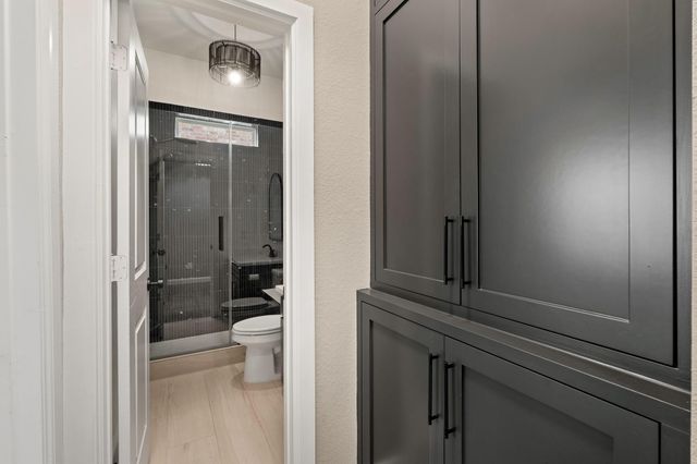 6318 Wolf Run Drive, Katy, TX 77493