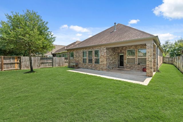 6318 Wolf Run Drive, Katy, TX 77493