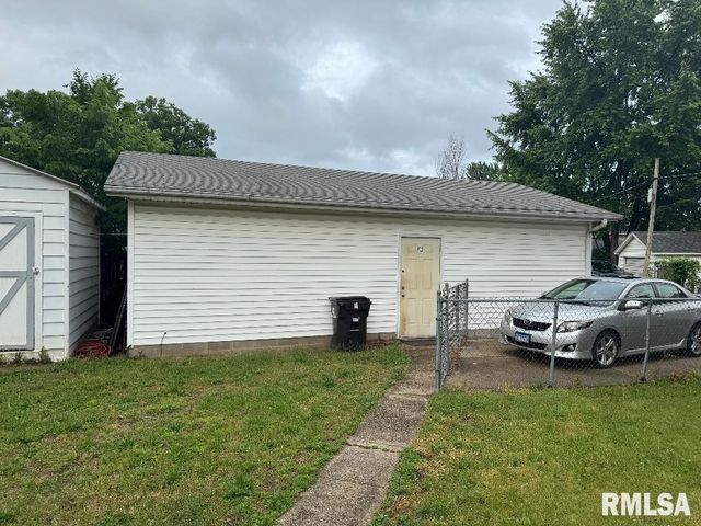 610 SW CAMBLIN Avenue, Peoria, IL 61603