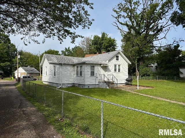 610 SW CAMBLIN Avenue, Peoria, IL 61603