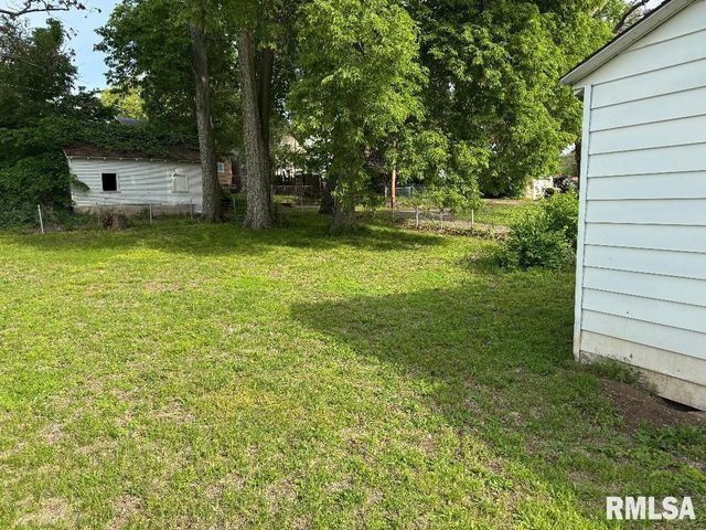 610 SW CAMBLIN Avenue, Peoria, IL 61603
