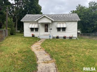 610 SW CAMBLIN Avenue, Peoria, IL 61603