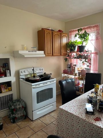 73 Woodman Street, Lynn, MA 01905