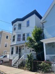 73 Woodman Street, Lynn, MA 01905