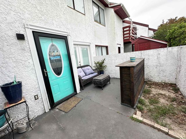 307 20th Ave S Apt 4A, Myrtle Beach, SC 29577