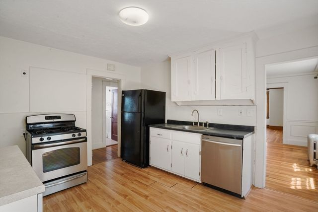 379-381 Newtonville Ave, Newton, MA 02460
