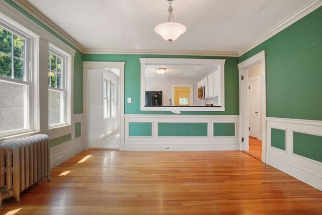 379-381 Newtonville Ave, Newton, MA 02460